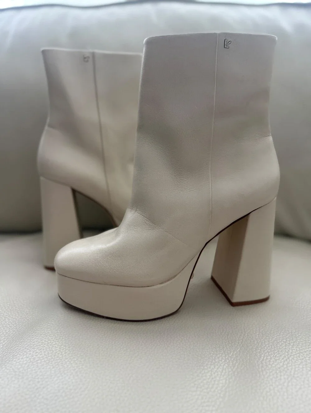 Larroude chunky cream